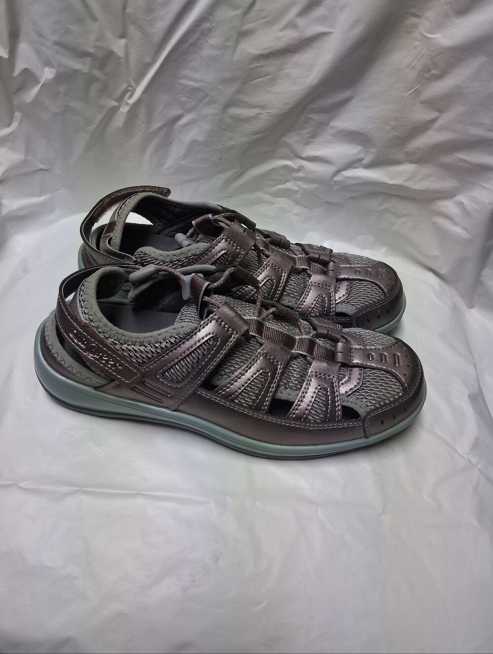 Orthofeet Verona Closed-Toe Sport Sandals in Metallic Gray Sz 9 Womens